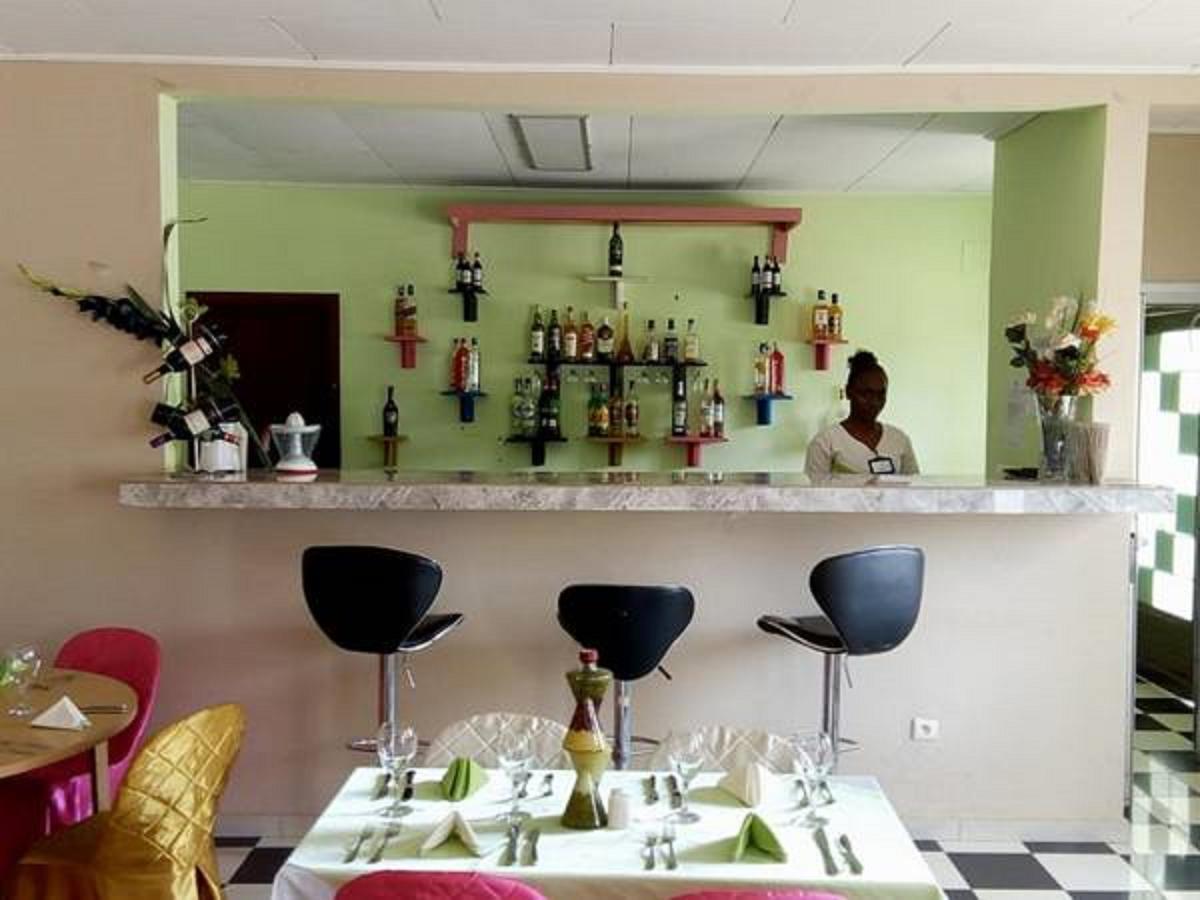 Liza Hotel Yaoundé Exterior foto